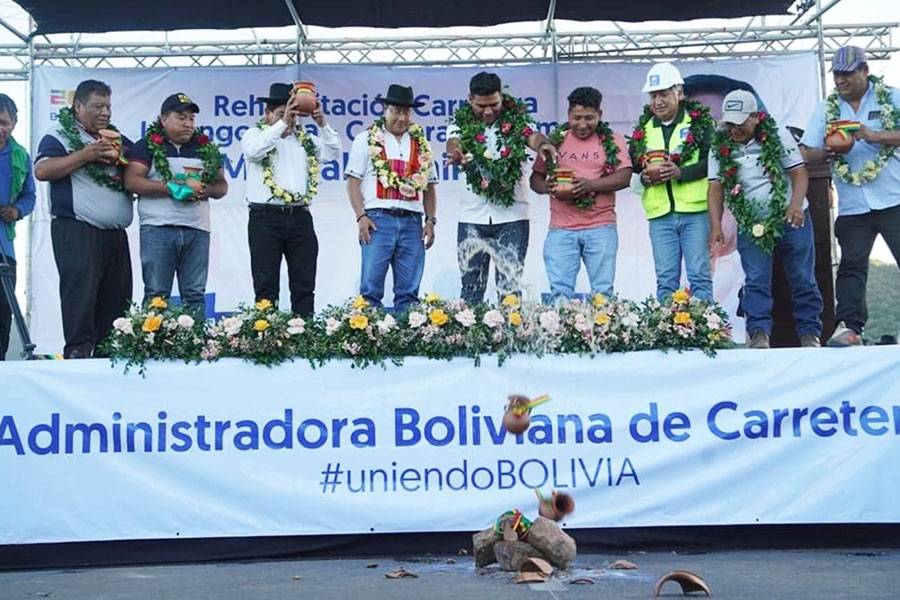 Bolivia entrega la rehabilitación del tramo II de la carretera La Angostura – Comarapa