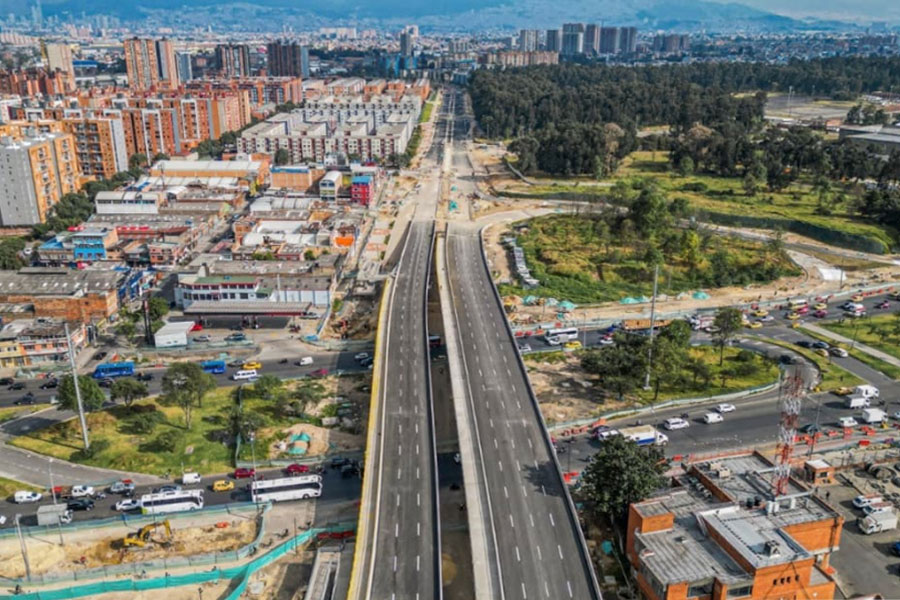 Colombia: Tramos 2 y 3 de la Avenida Guayacanes en su recta final