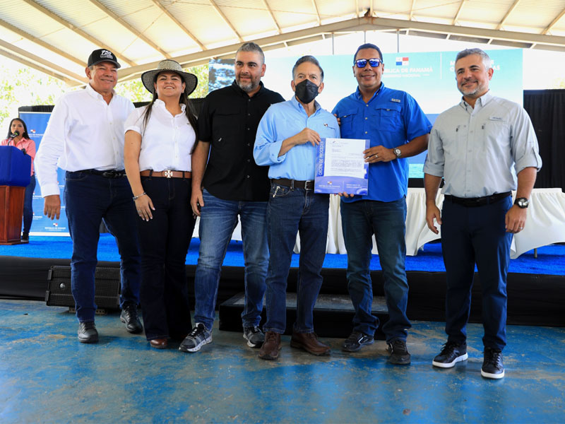 Panamá: Entregan orden de proceder para proyecto vial en Veraguas