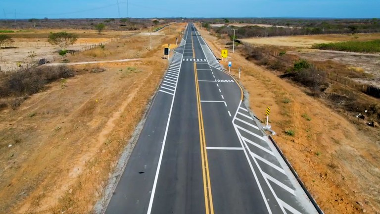 Brasil inaugura 22.5 kilómetros de nuevos carriles en la BR-235/BA