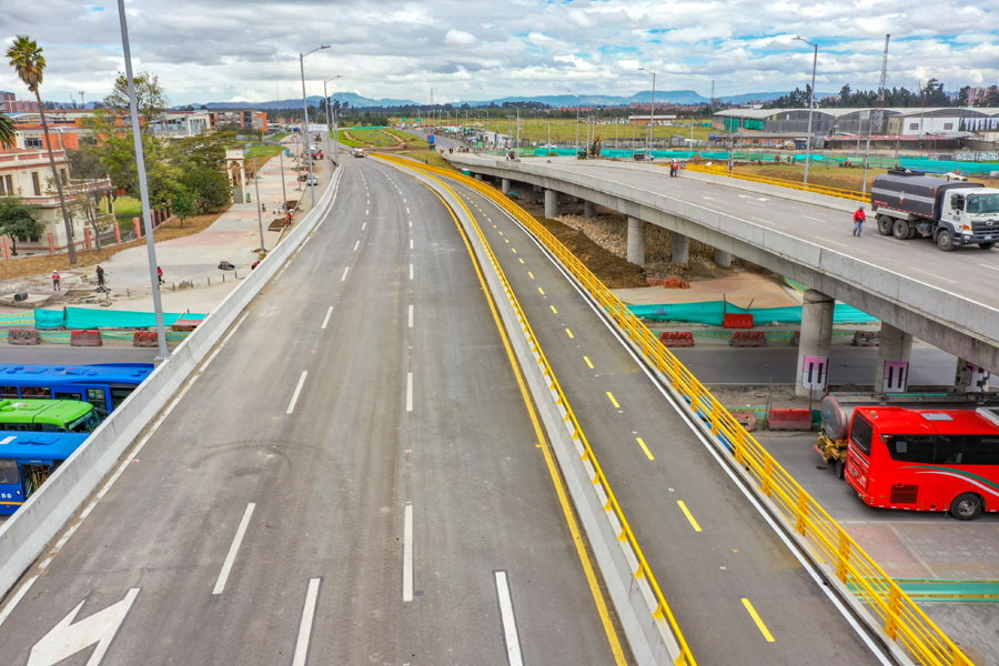 Colombia inauguró los tramos restantes de la Av. Guayacanes