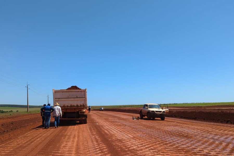 Paraguay construye carretera de 57 km en zona altamente agrícola en Itapúa