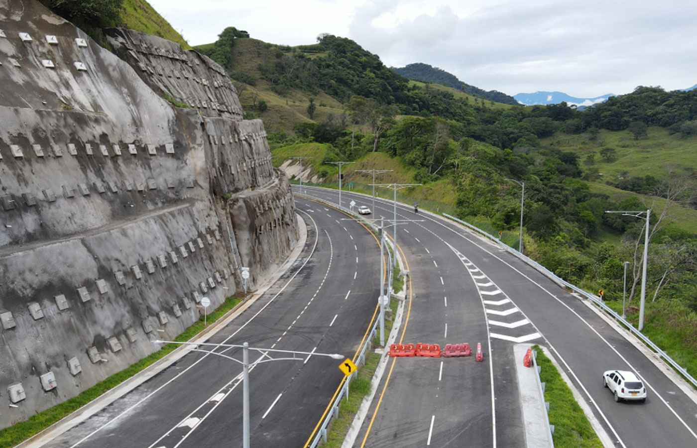 Colombia: Obras del Pacífico 1, 2 y 3 culminarán oficialmente en junio