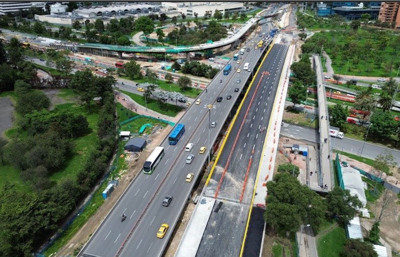 Colombia pone en servicio el puente occidental del proyecto Avenida 68 