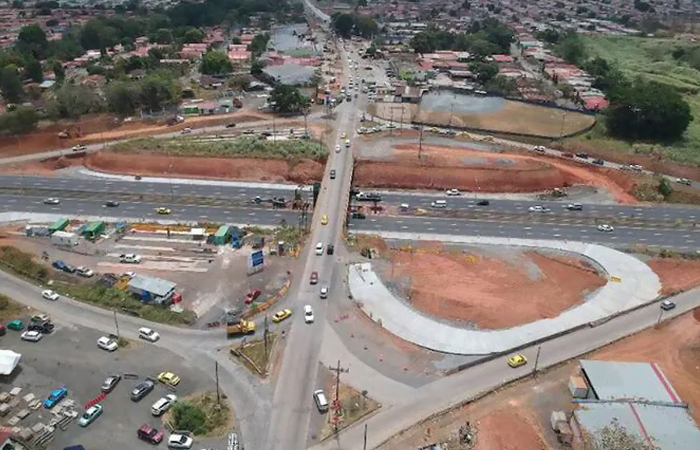 Panamá: Ampliación de la carretera hacia el Puerto de Vacamonte tiene un 80% de avance