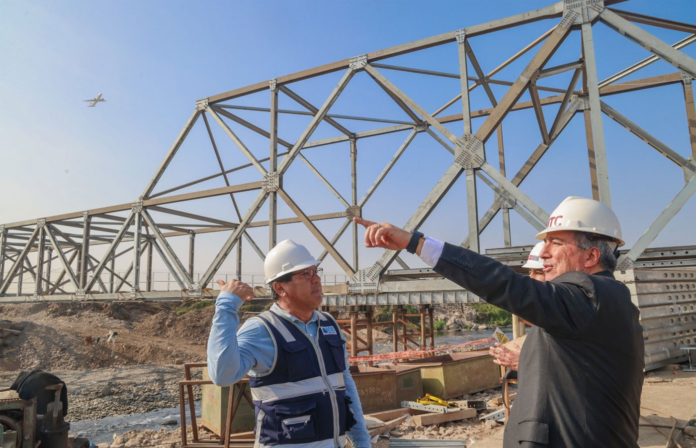 Perú: Puentes de acceso al nuevo aeropuerto Jorge Chávez presentan avance del 70 %