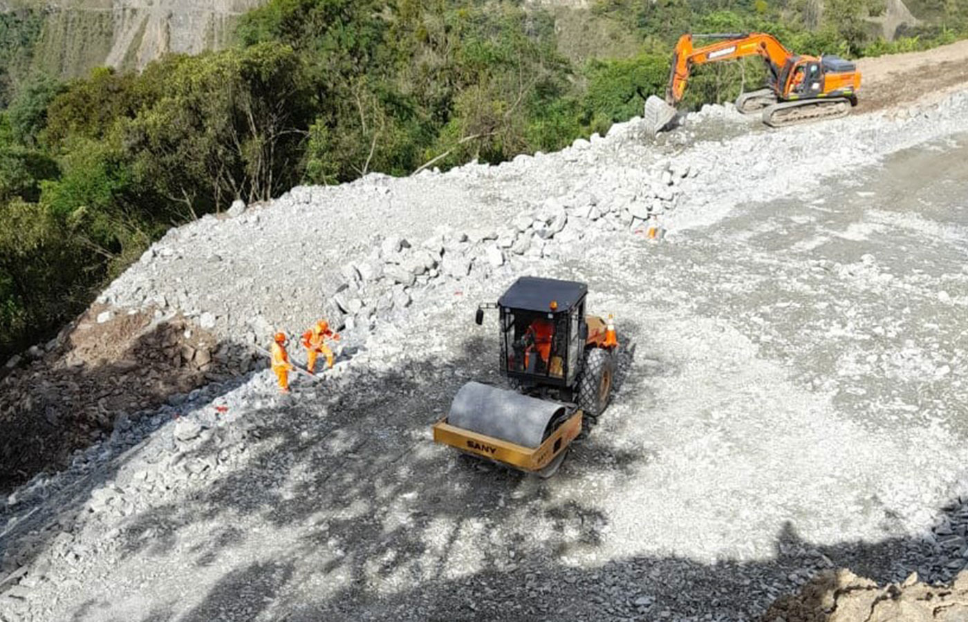 Perú: Seis puentes definitivos se construyen para mejorar la carretera hacia Machu Picchu