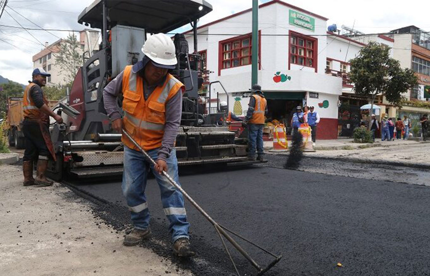 Ecuador: Avanza el plan de rehabilitación vial de Quito con 33 frentes 