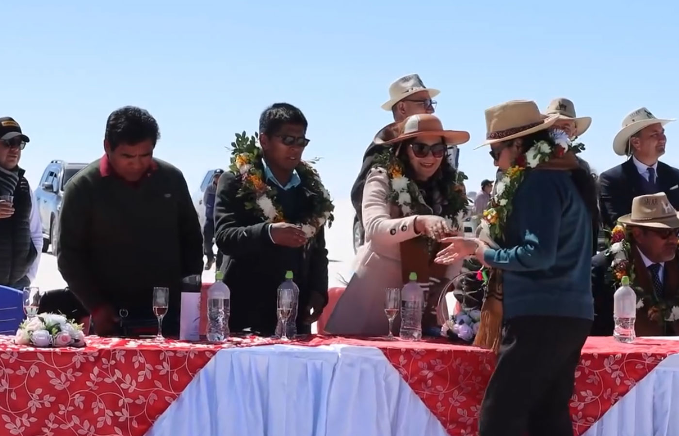 Bolivia: Avanza aprobación de crédito para la carretera Uyuni - Hito 60