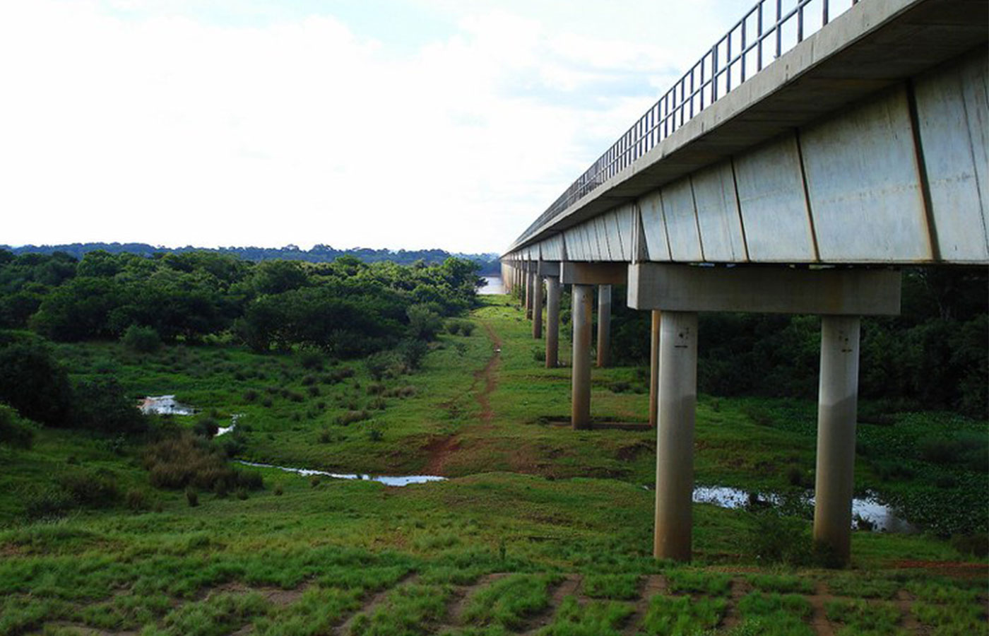 Brasil fija fecha de subasta para concesión de puente con Argentina