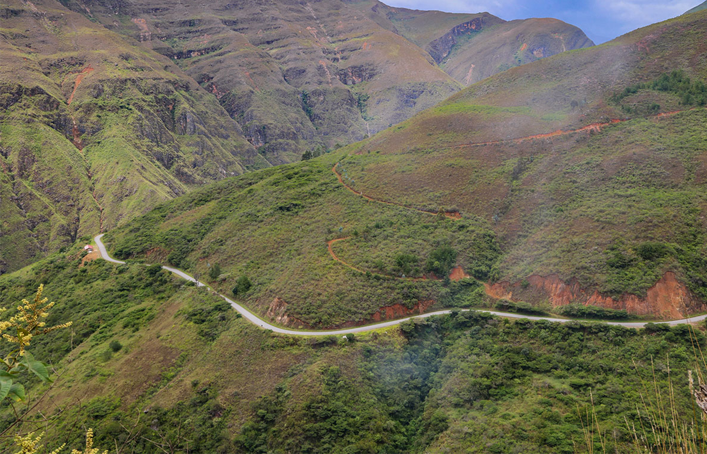 Perú lanza licitación para optimizar el Eje Vial 4