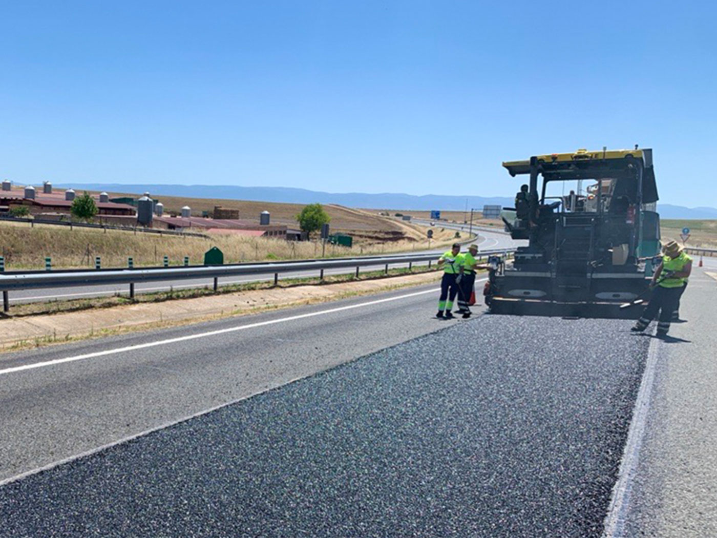 Sacyr renueva carretera con un 15% de asfalto recuperado