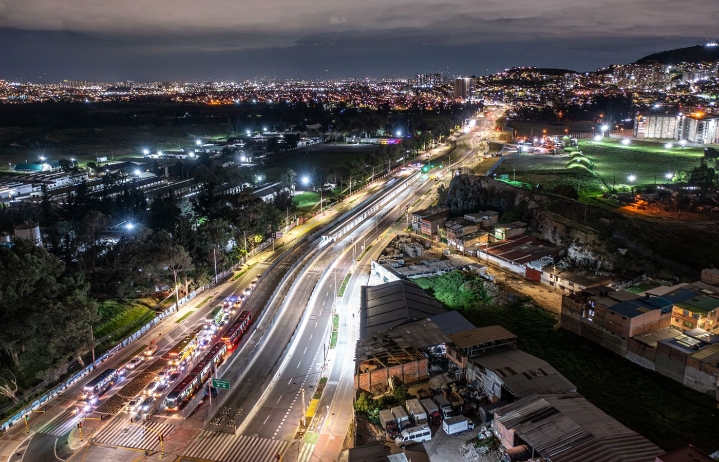 Colombia: Alcalde de Bogotá entrega la Nueva Caracas Sur