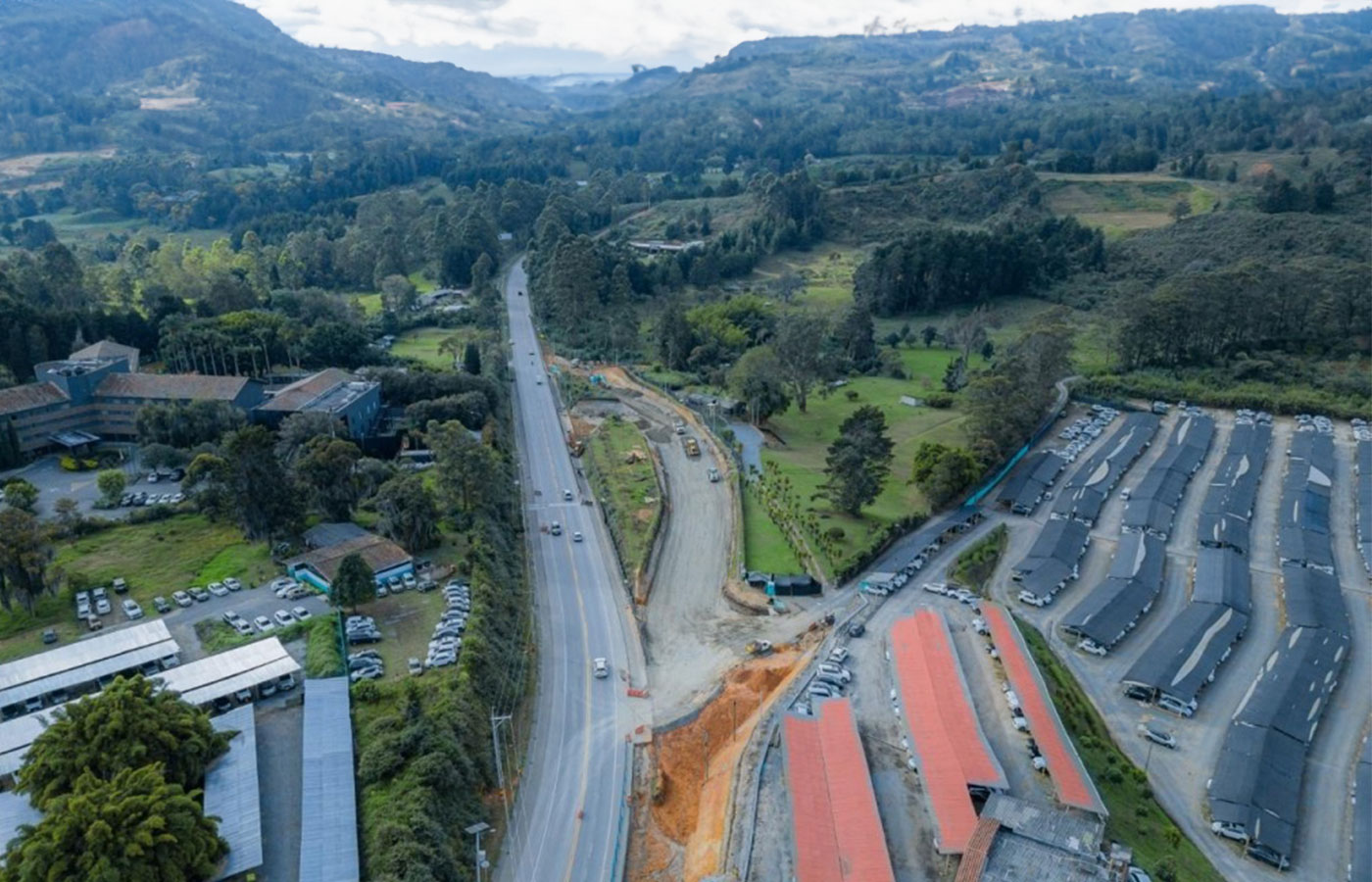 Colombia: Intercambio vial del Aeropuerto JMC avanza en un 62 %