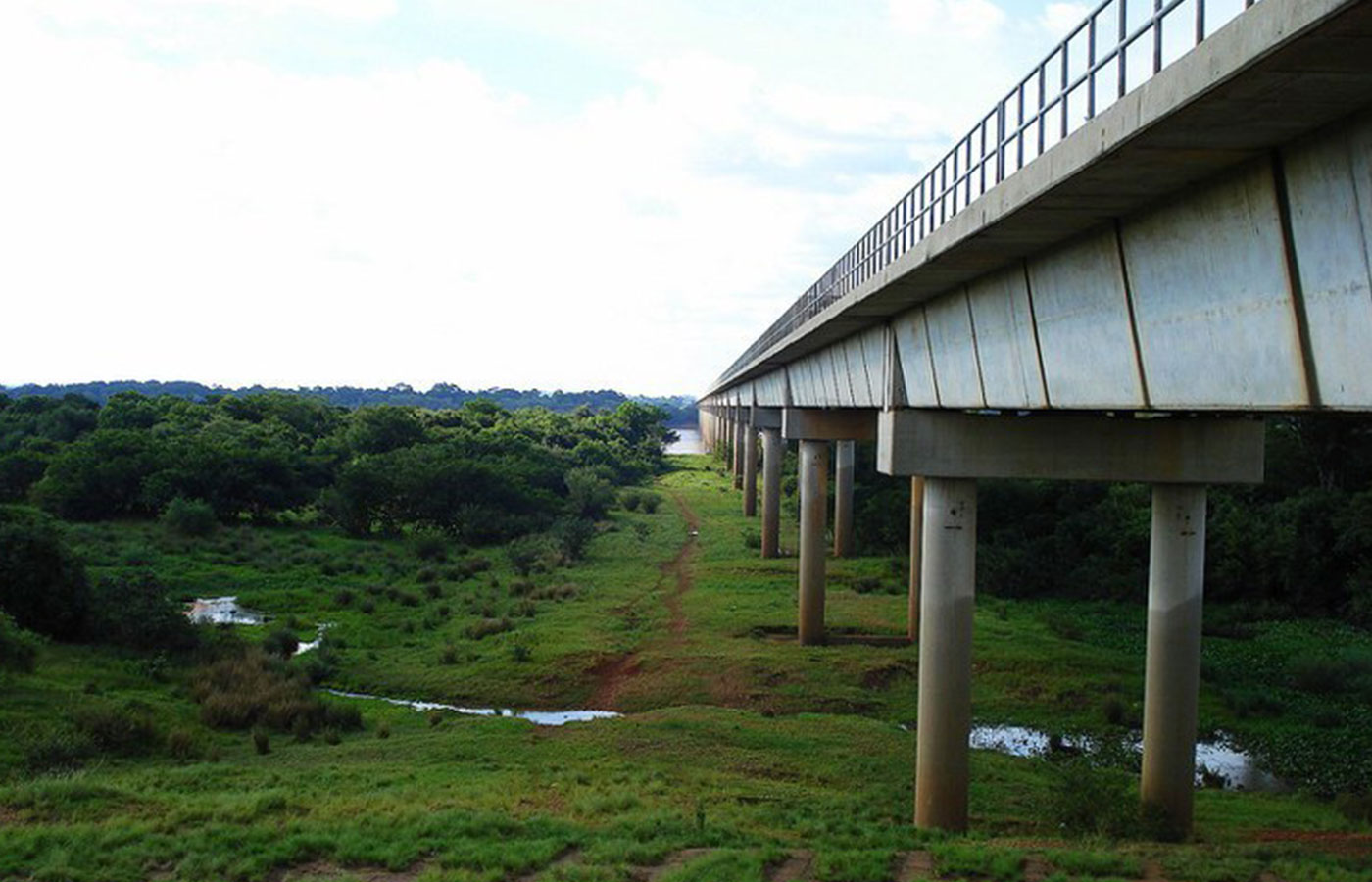 Se suspende subasta para la concesión de un puente entre Brasil y Argentina