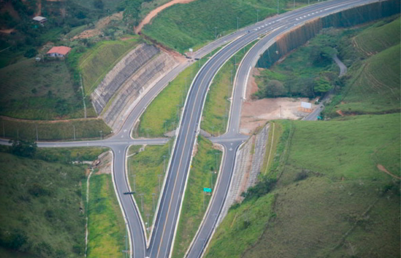 Colombia: Nuevo tramo de la Autopista Río Magdalena entrará en servicio en junio