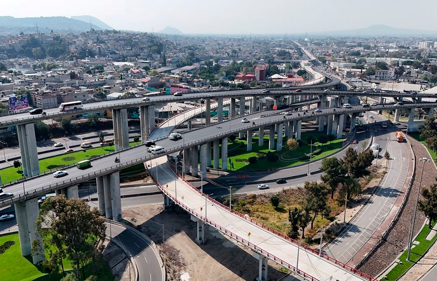 México: Concluye viaducto elevado del Trolebús Chalco-Santa Marta