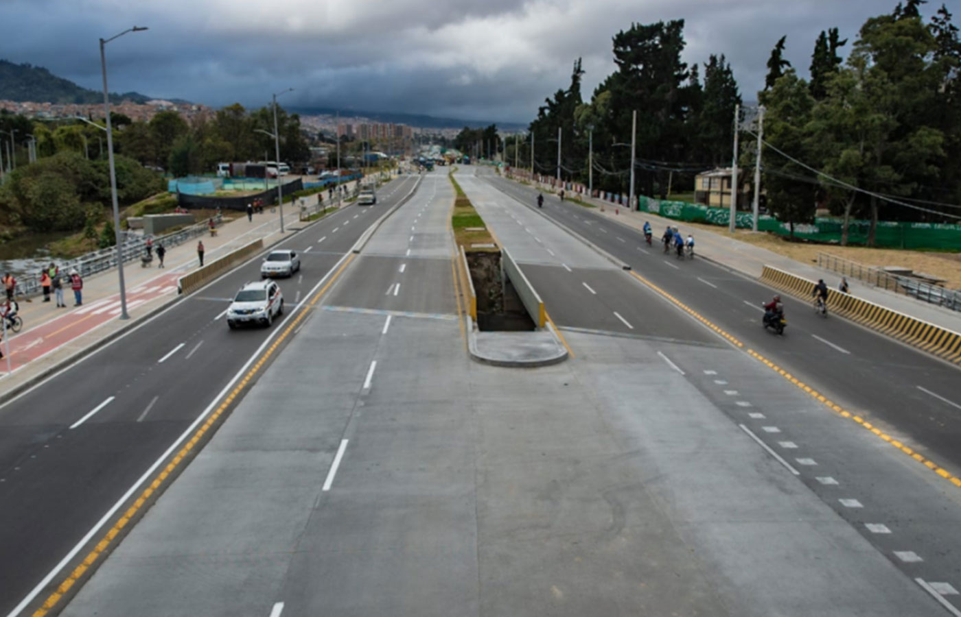 Colombia: Alcalde de Bogotá entrega la Nueva Caracas Sur