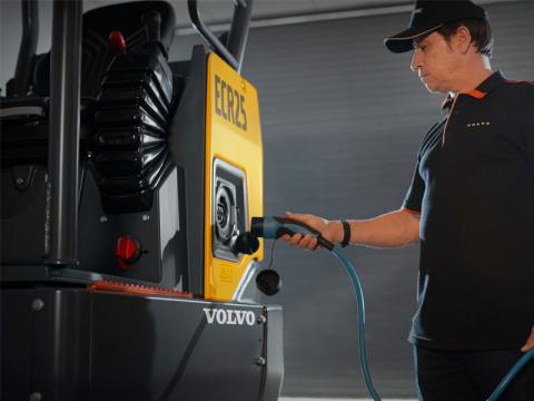 Volvo CE lanza dos equipos eléctricos en Brasil